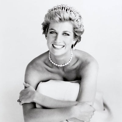 El mundo recuerda a la princesa Diana en la coronación de la reina Camila