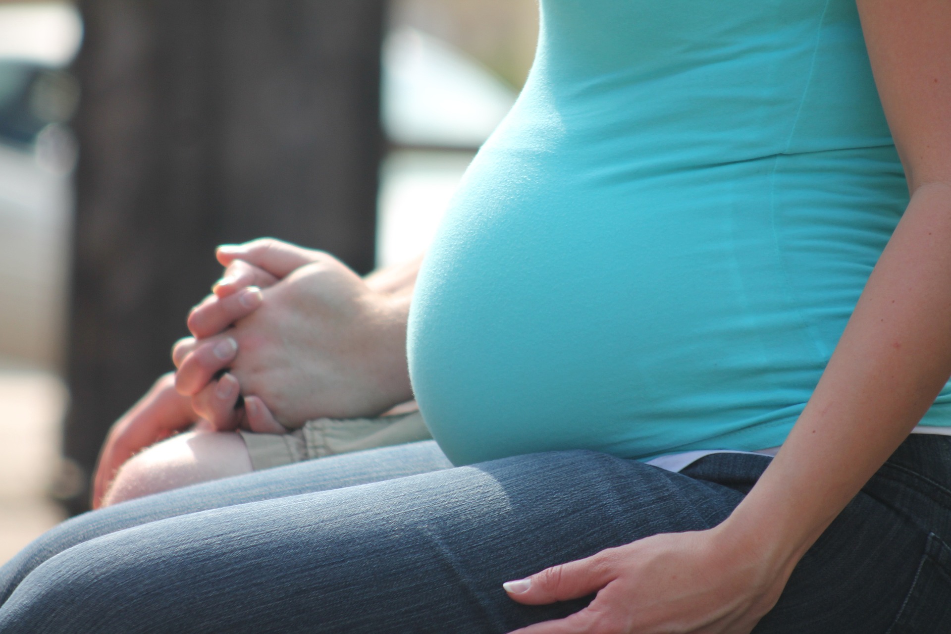 Depresión antes y después del embarazo no se detecta a tiempo, dice especialista