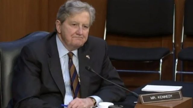 AMLO llama a connacionales a no votar por John Neely Kennedy