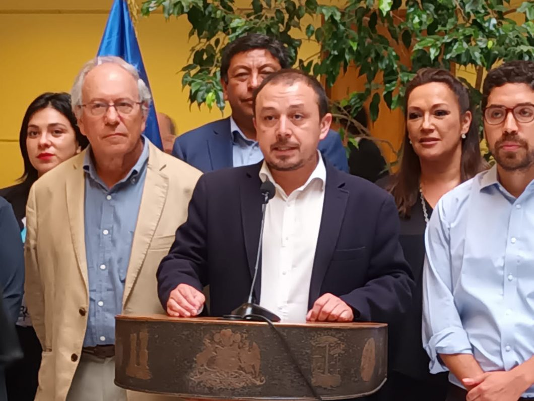 Bancada PC llevará proyecto de «perdonazo» de la oposición al Tribunal Constitucional: «Opera como un salvataje hacia las Isapres»