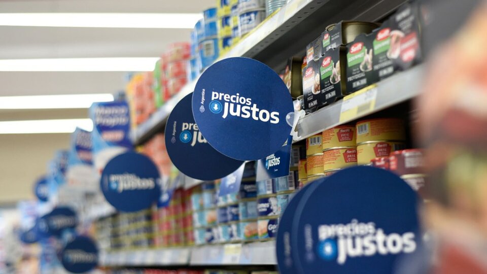 Argentina: Masiva llegada de chilenos a Mendoza provoca grandes filas en supermercados