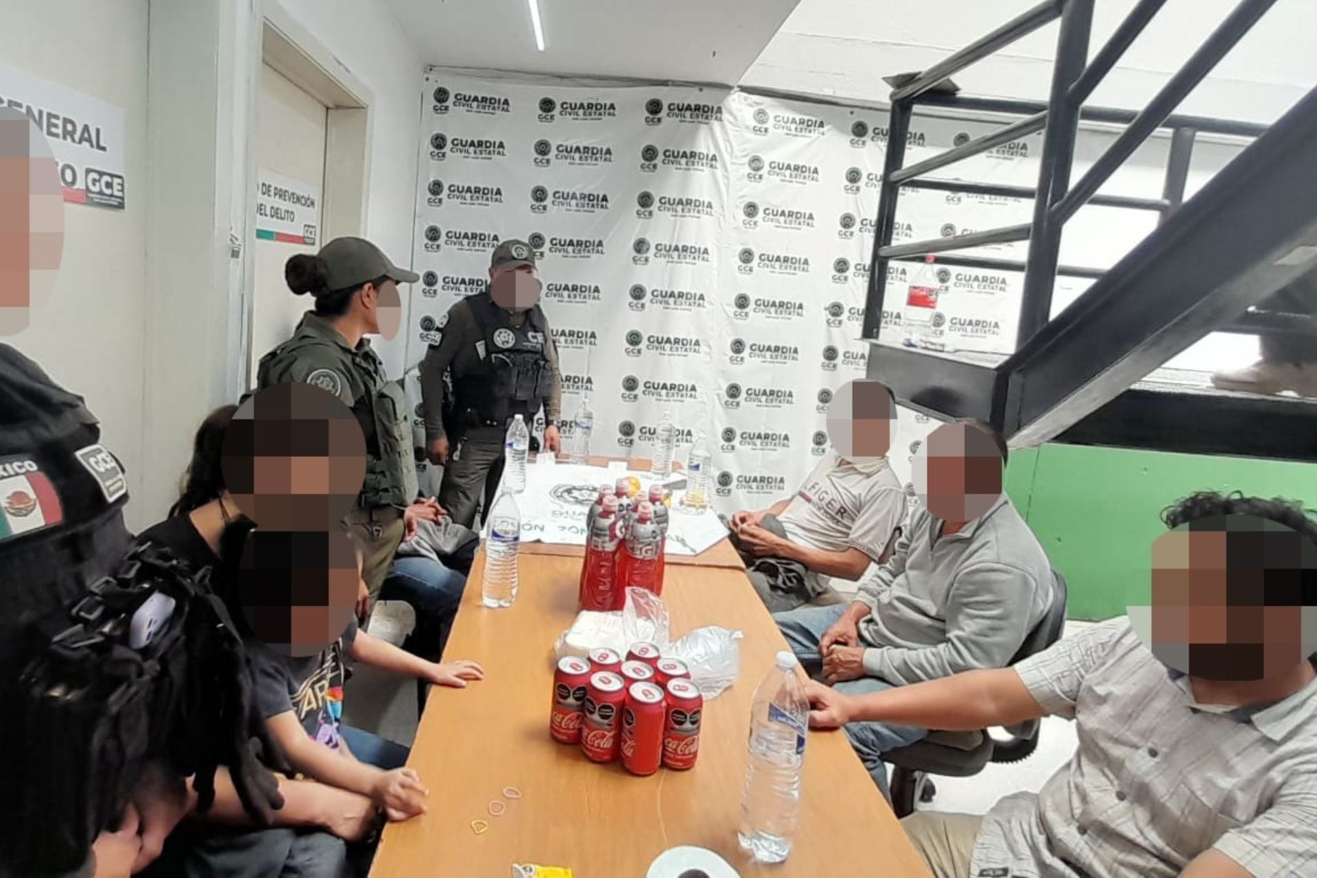 Rescatan a 49 migrantes secuestrados en San Luis Potosí, confirma AMLO
