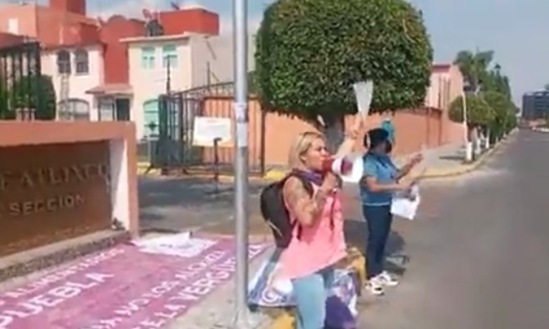 Patrulla Feminista exhibe a deudores alimenticios en San Andrés Cholula