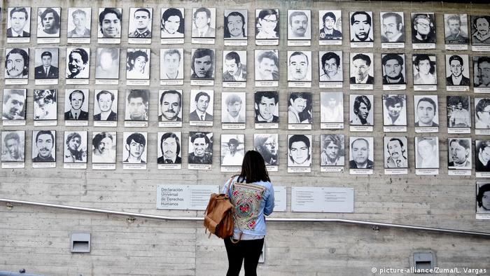 A 50 años del golpe de Estado, proyecto de ley busca castigar el negacionismo de violaciones a DD. HH.