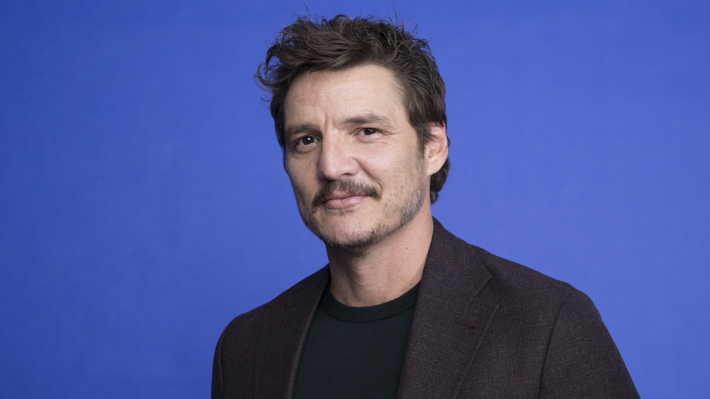 (Video) La conmovedora confesión de Pedro Pascal sobre por qué siempre se toca el pecho