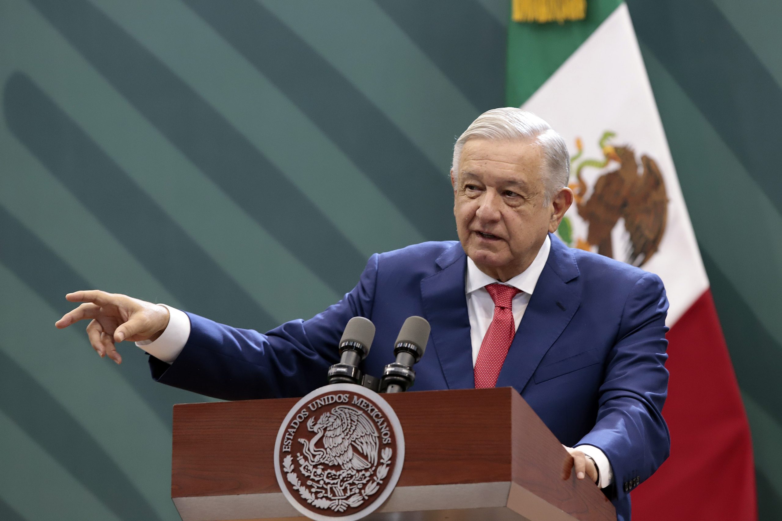 Dice AMLO que encuesta muestra apoyo a gobierno de Morena