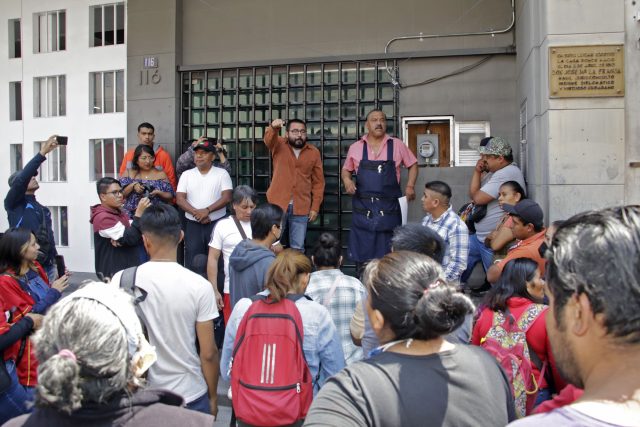 Locatarios del mercado 5 de Mayo denuncian pérdidas por corte de luz