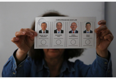 Presidente Erdoğan va a la cabeza en elecciones en Turquía