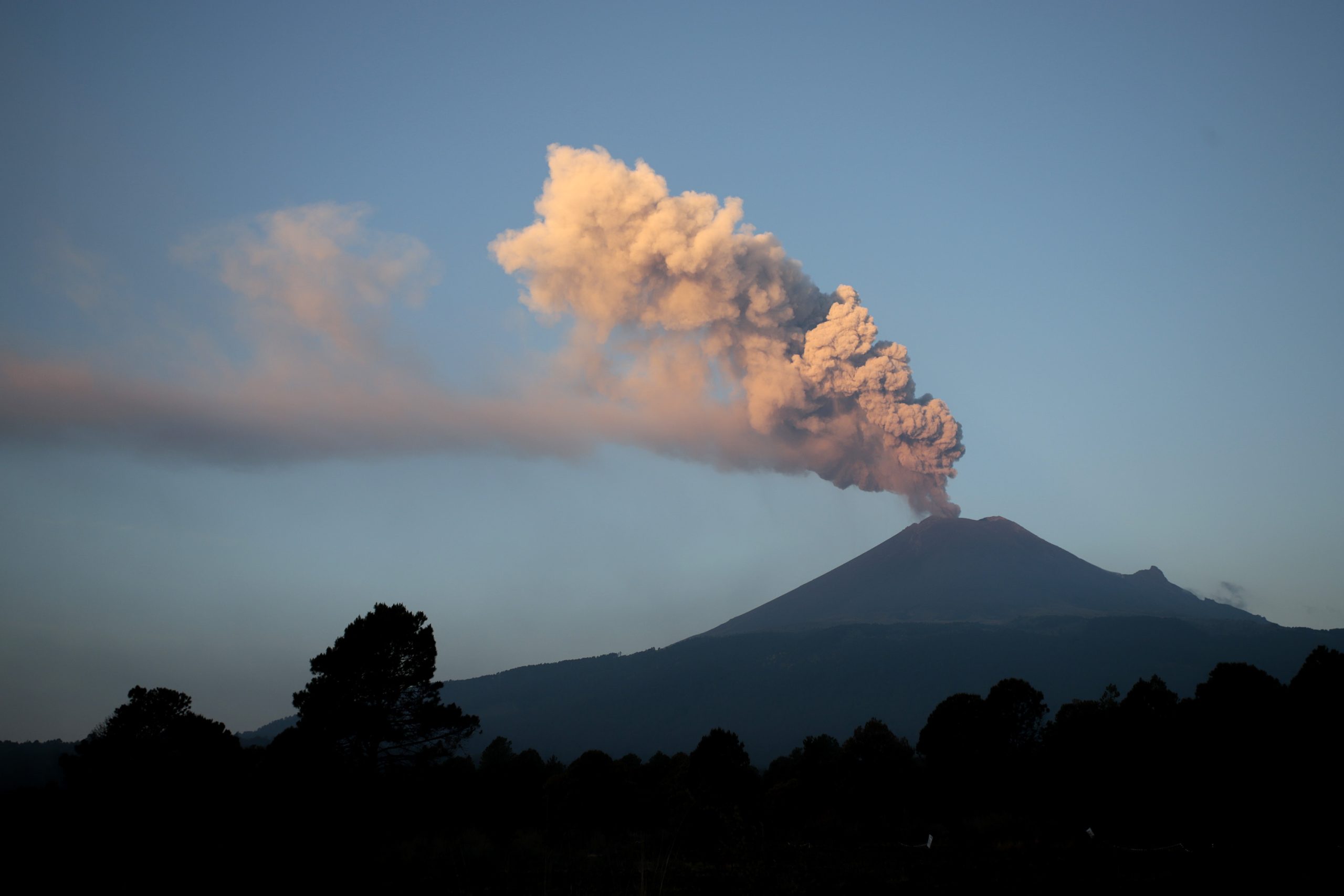 Si crisis del volcán se agudiza, afectaría votación en Edomex