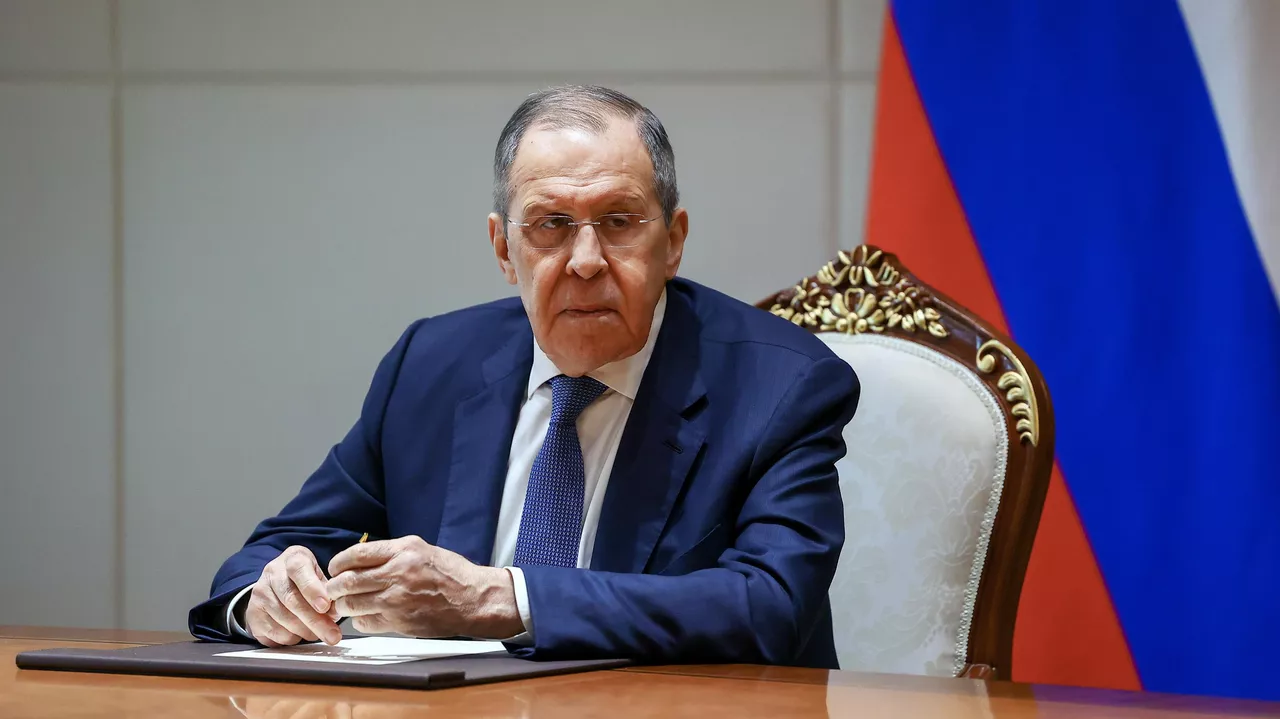 Lavrov acusa a EE.UU. de llevar al límite la situación alrededor de Taiwán