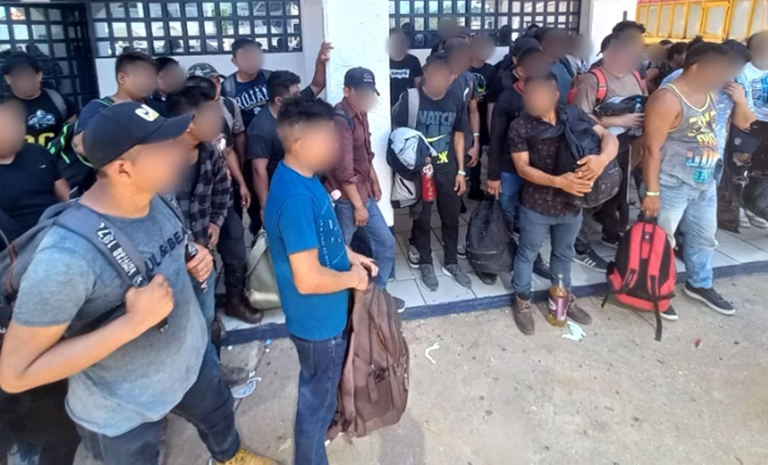 Migración rescata a 129 migrantes en Veracruz