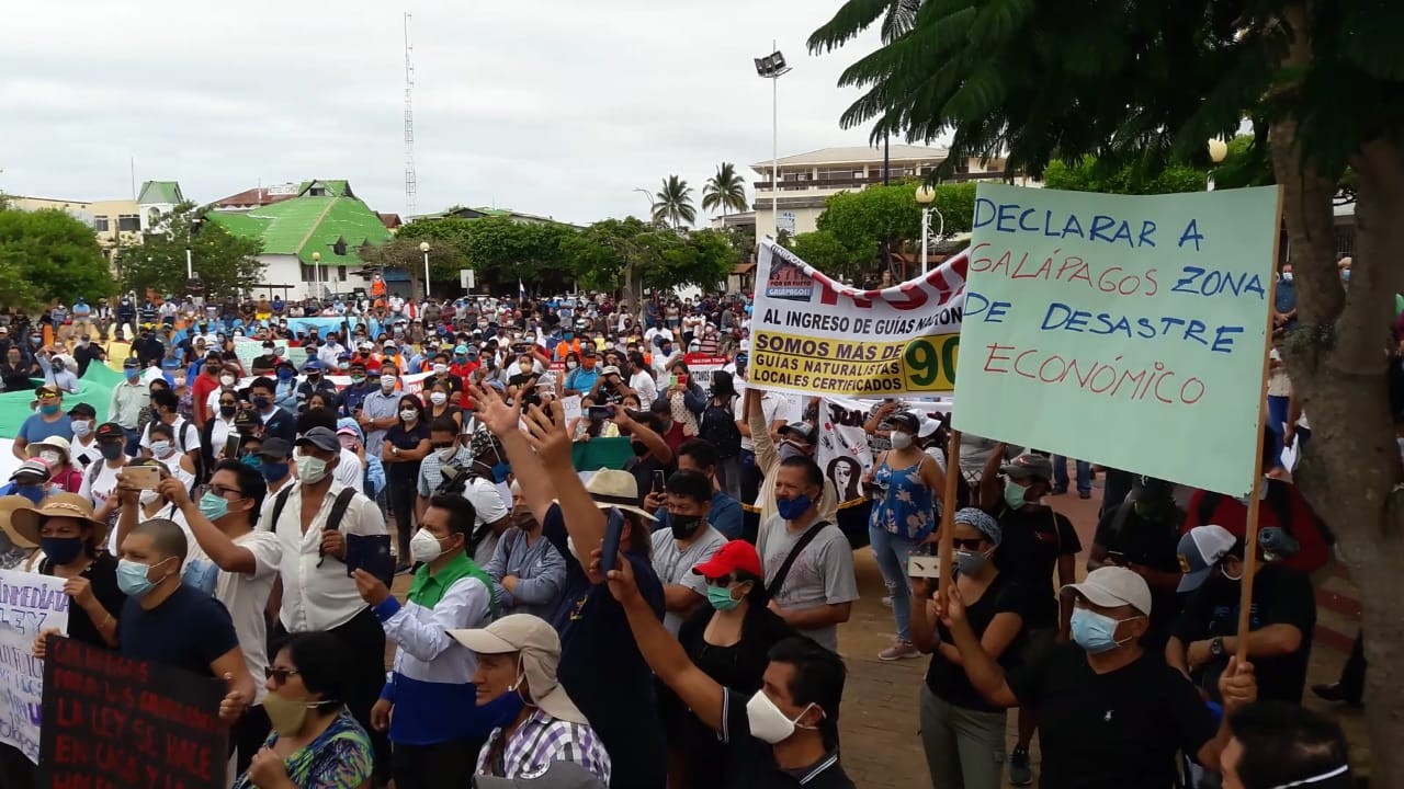 ¿Por qué están en emergencia las islas Galápagos?