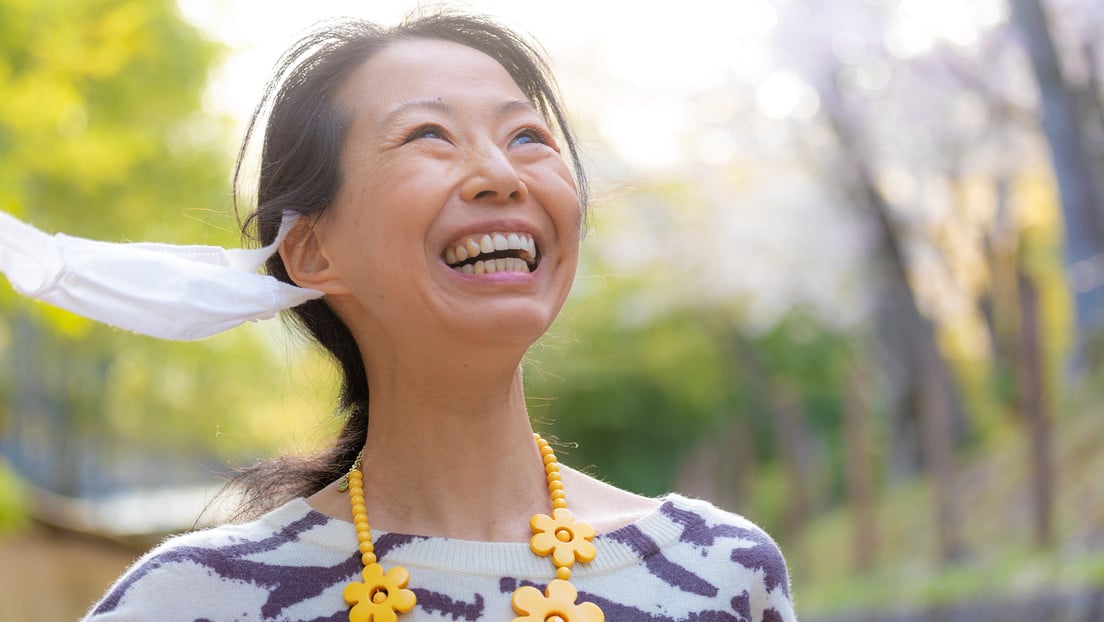 Ganan gran popularidad en Japón los entrenamientos para aprender a sonreír
