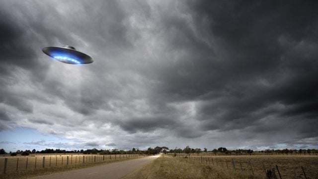Revelan que el Pentágono habría estado recuperando naves y cuerpos extraterrestres