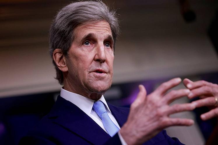 John Kerry admite que la invasión a Irak la sustentó una mentira