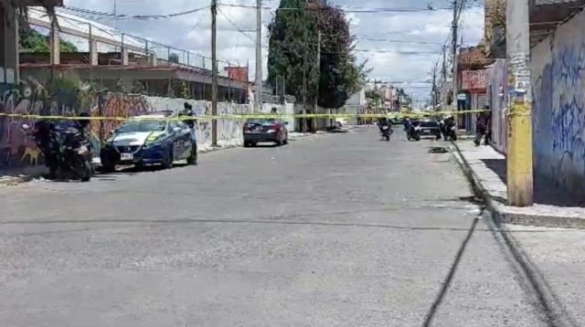 Ultiman a hombre cerca de secundaria en la ciudad de Puebla