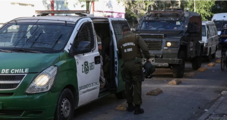 Mujer es asesinada a balazos en Cerro Navia: se presume ajuste de cuentas