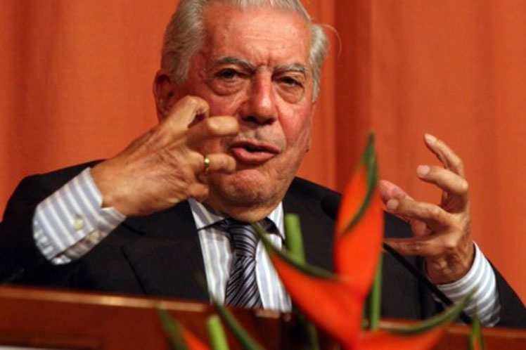 Vargas Llosa regresa a la política con un partido que quiere para Perú «una revolución capitalista»