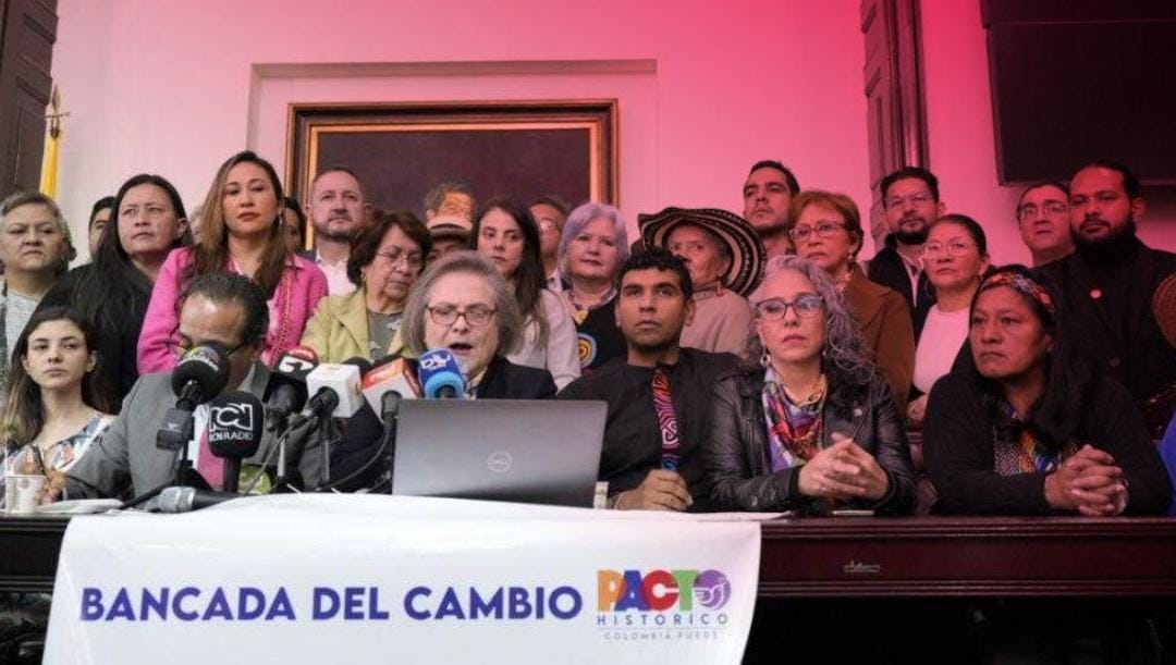 «Un golpe blando está en marcha en Colombia»