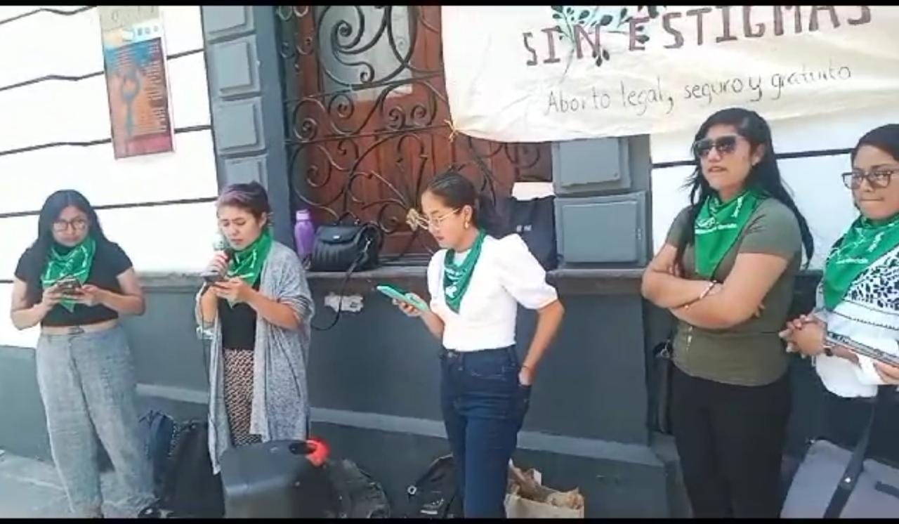 Llegan al Congreso nuevas iniciativas para despenalizar el aborto en Puebla