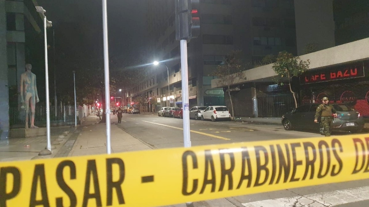 Tiroteo dejó dos heridos en local nocturno del centro de Santiago