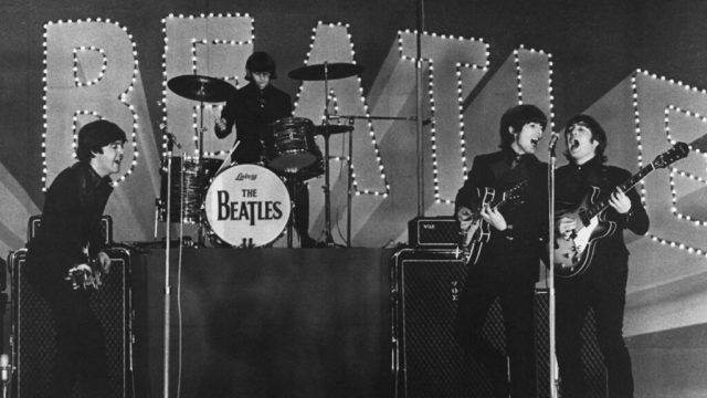 The Beatles lanzará nueva canción: a través de inteligencia artificial lograron recrear la voz de John Lennon (VIDEO)