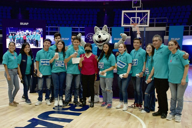 Complejo Regional Norte gana Olimpiada del Conocimiento BUAP 2023