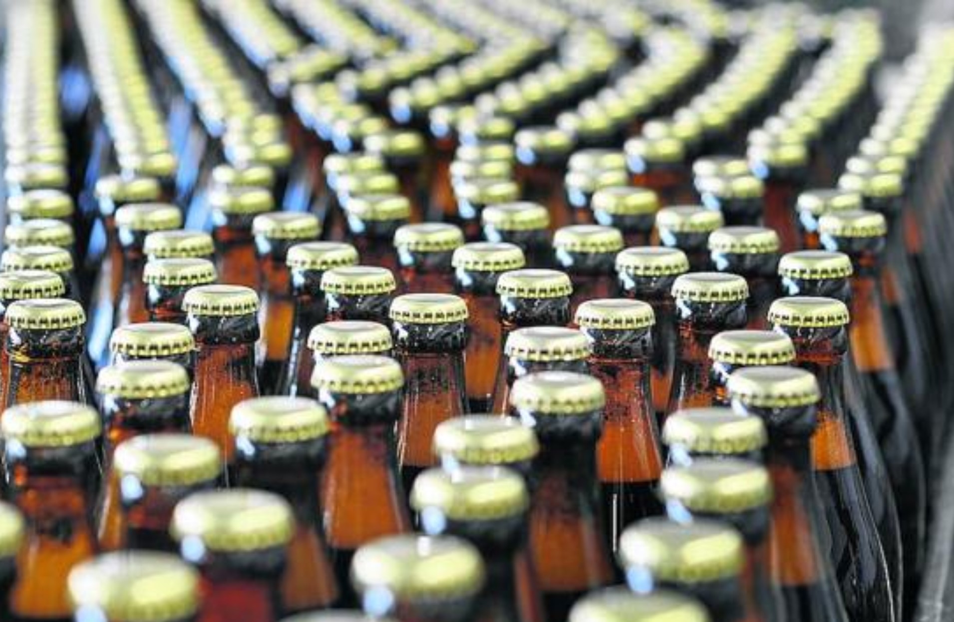 Aumenta 80% consumo de cerveza por calor en «tienditas» de México