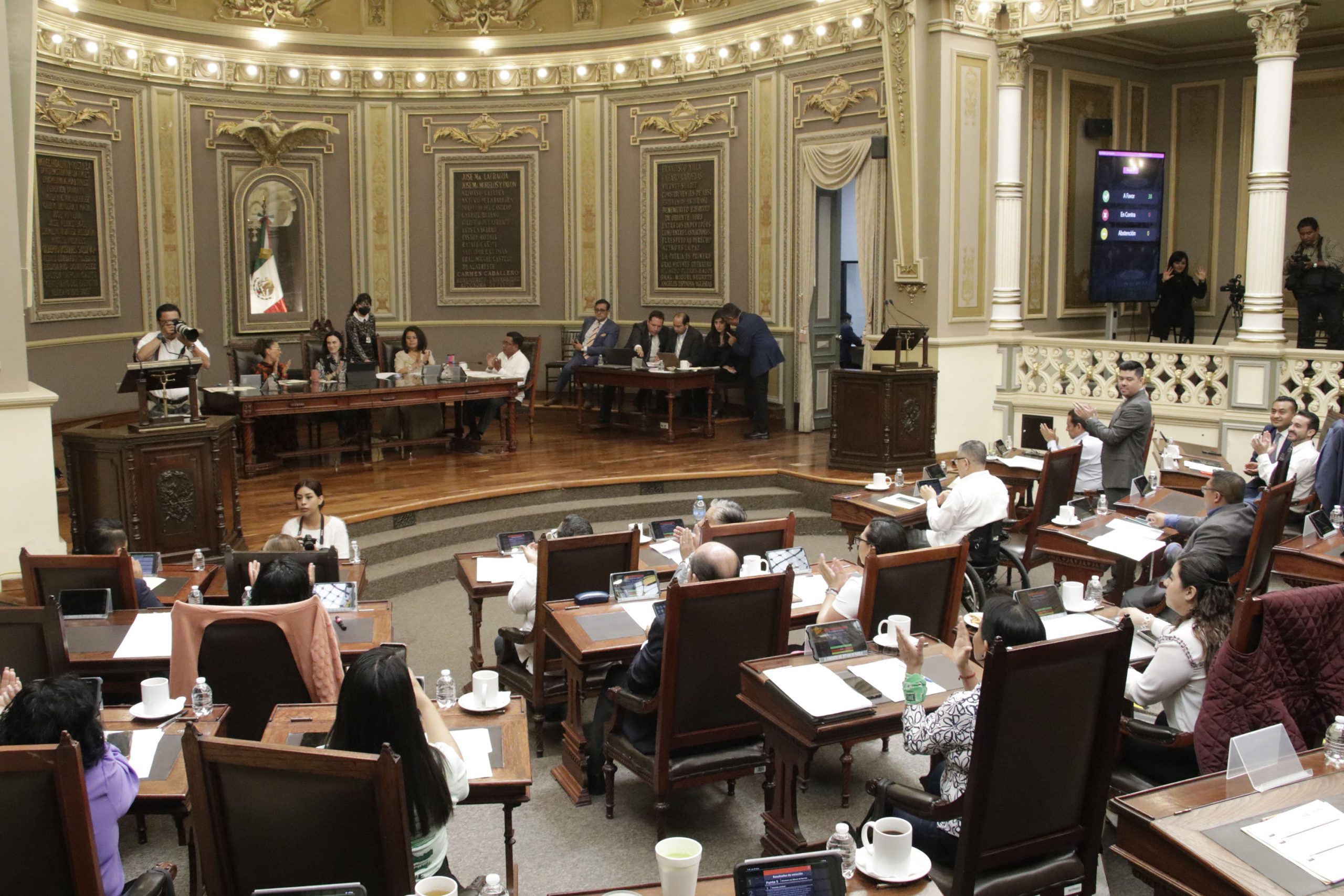 Avala pleno del Congreso de Puebla ‘Ley 3 de 3’