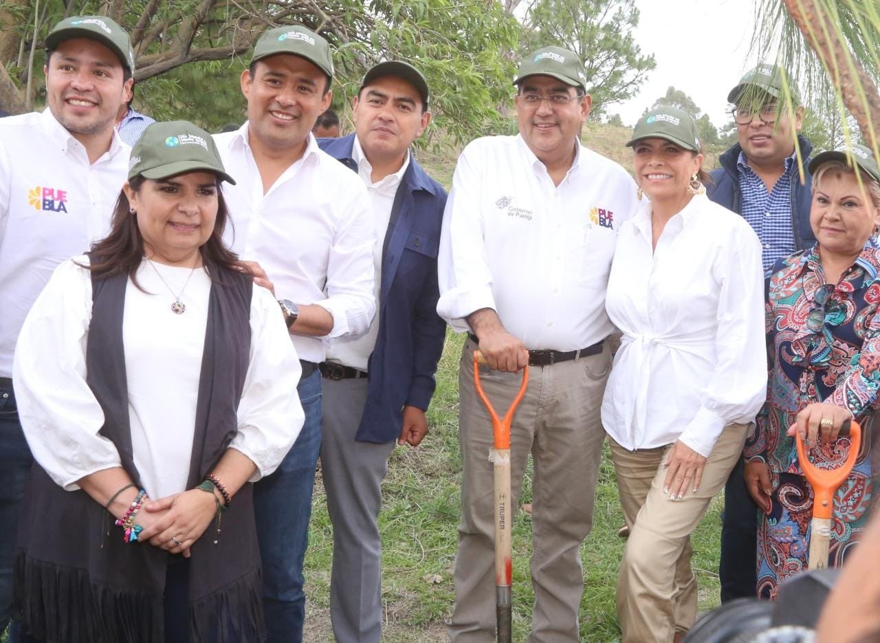 Comienzan mega programa de reforestación en Puebla