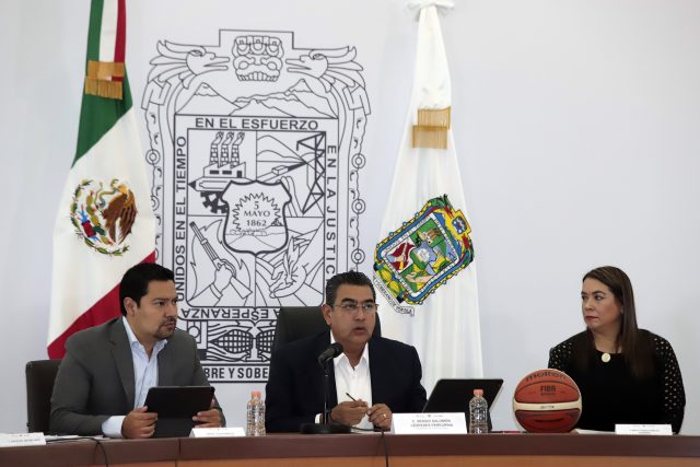 Funcionarios estatales decidirán si deben separarse de su cargo: Céspedes