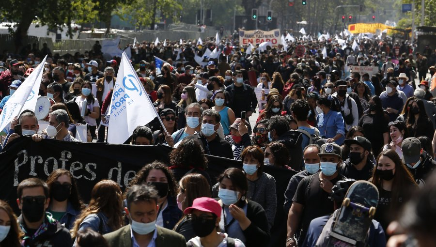 Tras reunión con Mineduc, Colegio de Profesores confirma paro nacional al regreso de vacaciones de invierno: “No hubo ninguna respuesta”