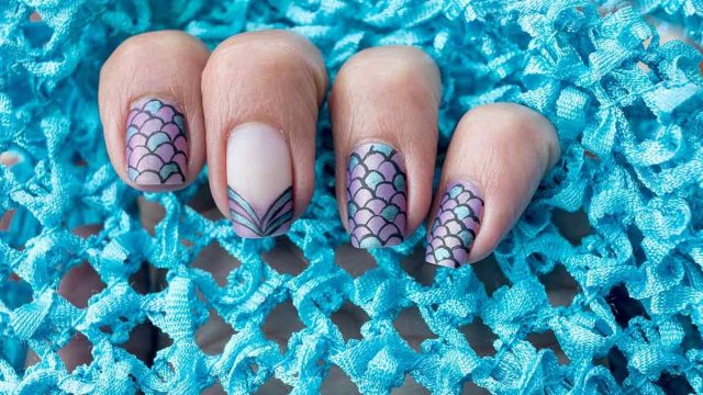 Conoce la nueva tendencia Mermaid Nails: Uñas inspiradas en La Sirenita (VIDEOS)