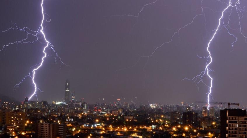 ¿Dónde habrán tormentas eléctricas y cuánta lluvia caerá por sistemas frontales?