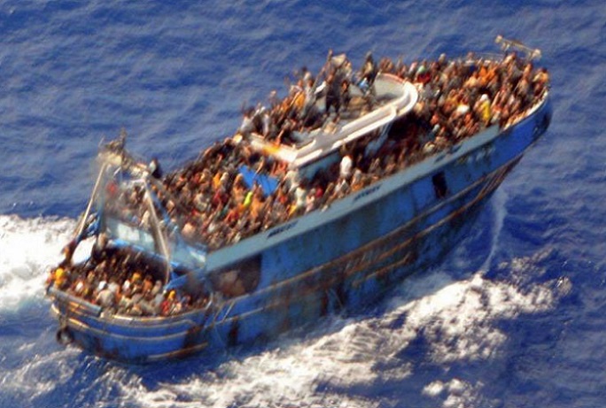 Más allá de la tragedia del Titán: El naufragio de migrantes en Grecia con 750 personas abordo