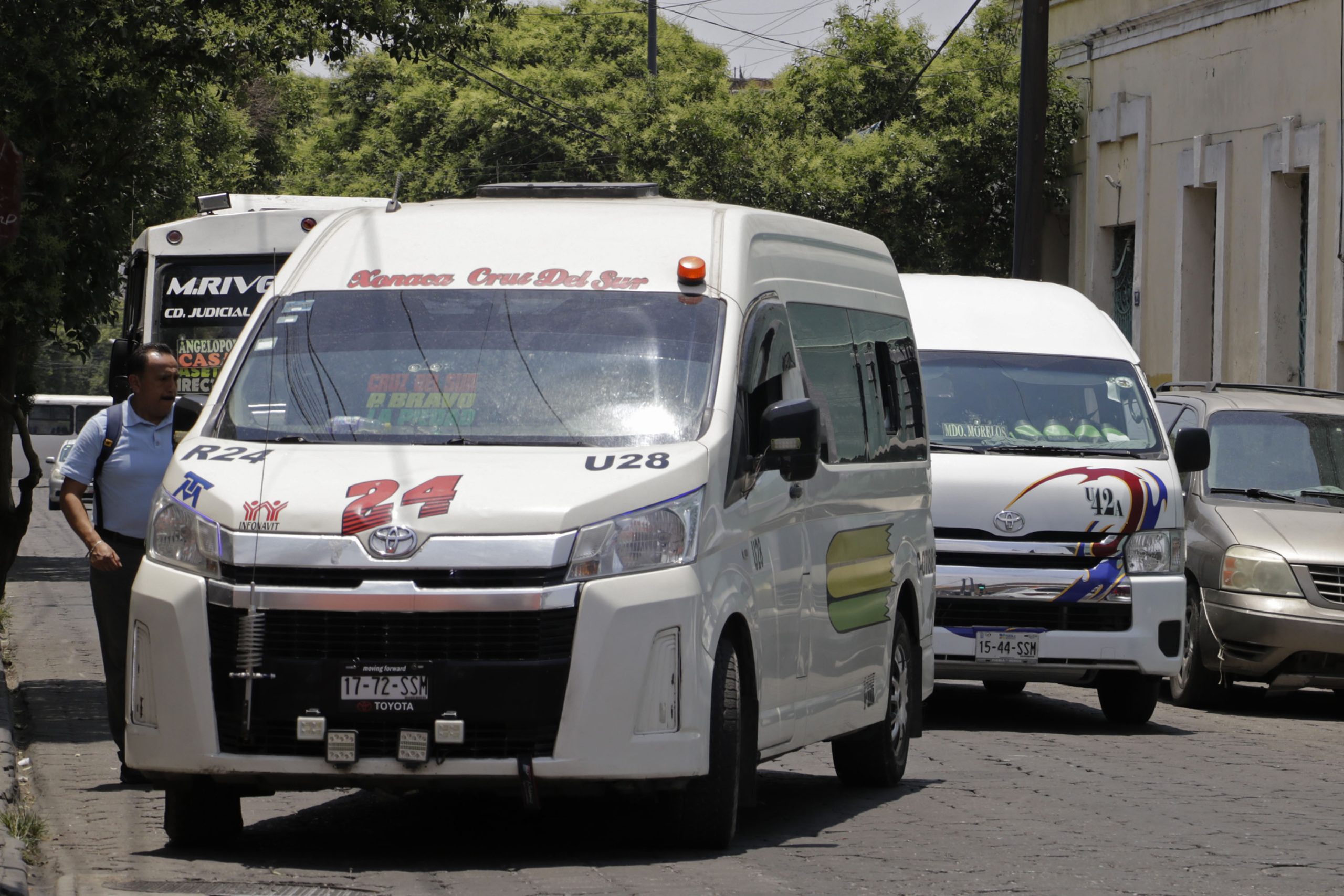 Trasporte público apenas supera el 58% de verificación en Puebla