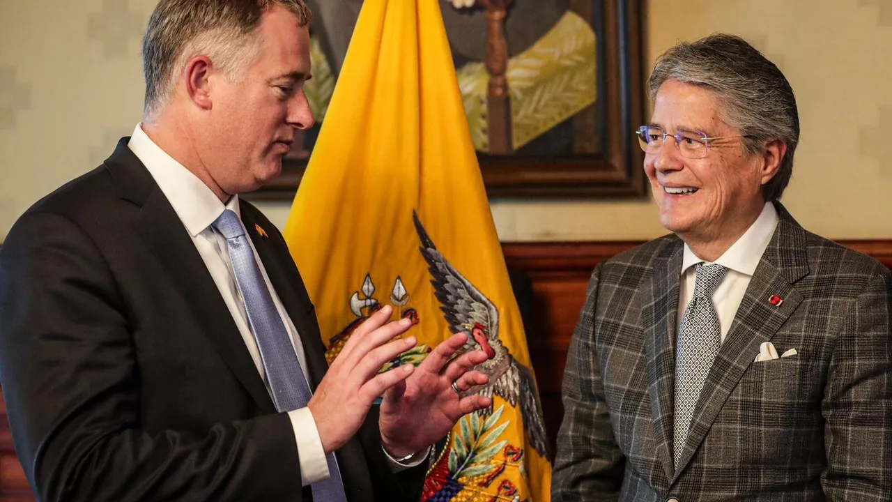 Ecuador «hipotecada» a EE.UU. es su lucha contra el narcotráfico