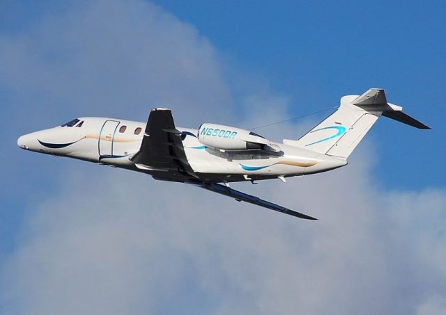 Mueren tres personas por desplome de aeronave en Golfo de México