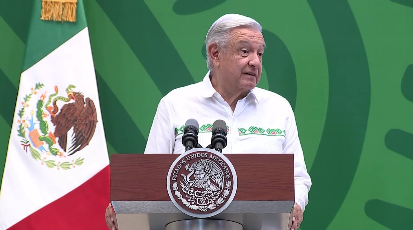 López Obrador advierte que el INE lo quiere silenciar