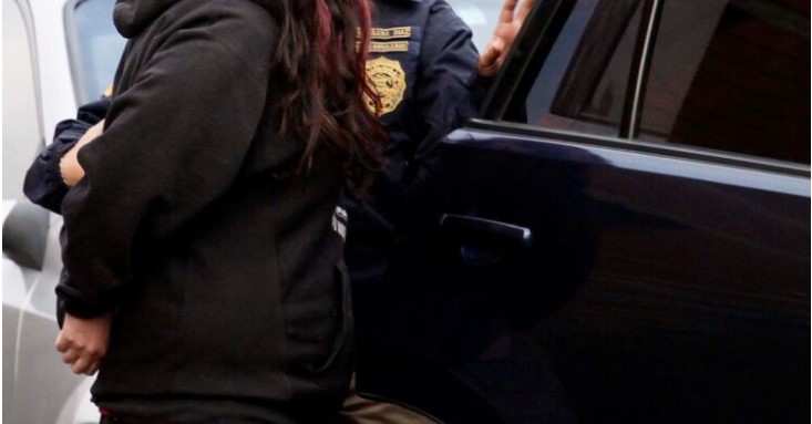 Por delito de receptación es detenida en Valdivia mujer de 24 años incautándole también cocaína