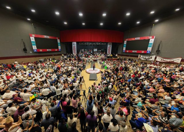 Sheinbaum aventaja en preferencias al inicio de quinta semana de gira