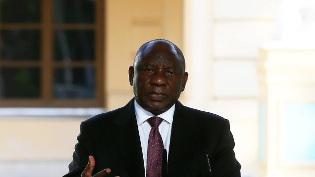 Presidente de Sudáfrica pide a la CPI eximirlo de arrestar a Putin para no entrar en guerra con Rusia