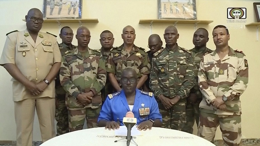 Golpe de Estado en Níger: militares anunciaron que decidieron «poner fin al régimen»