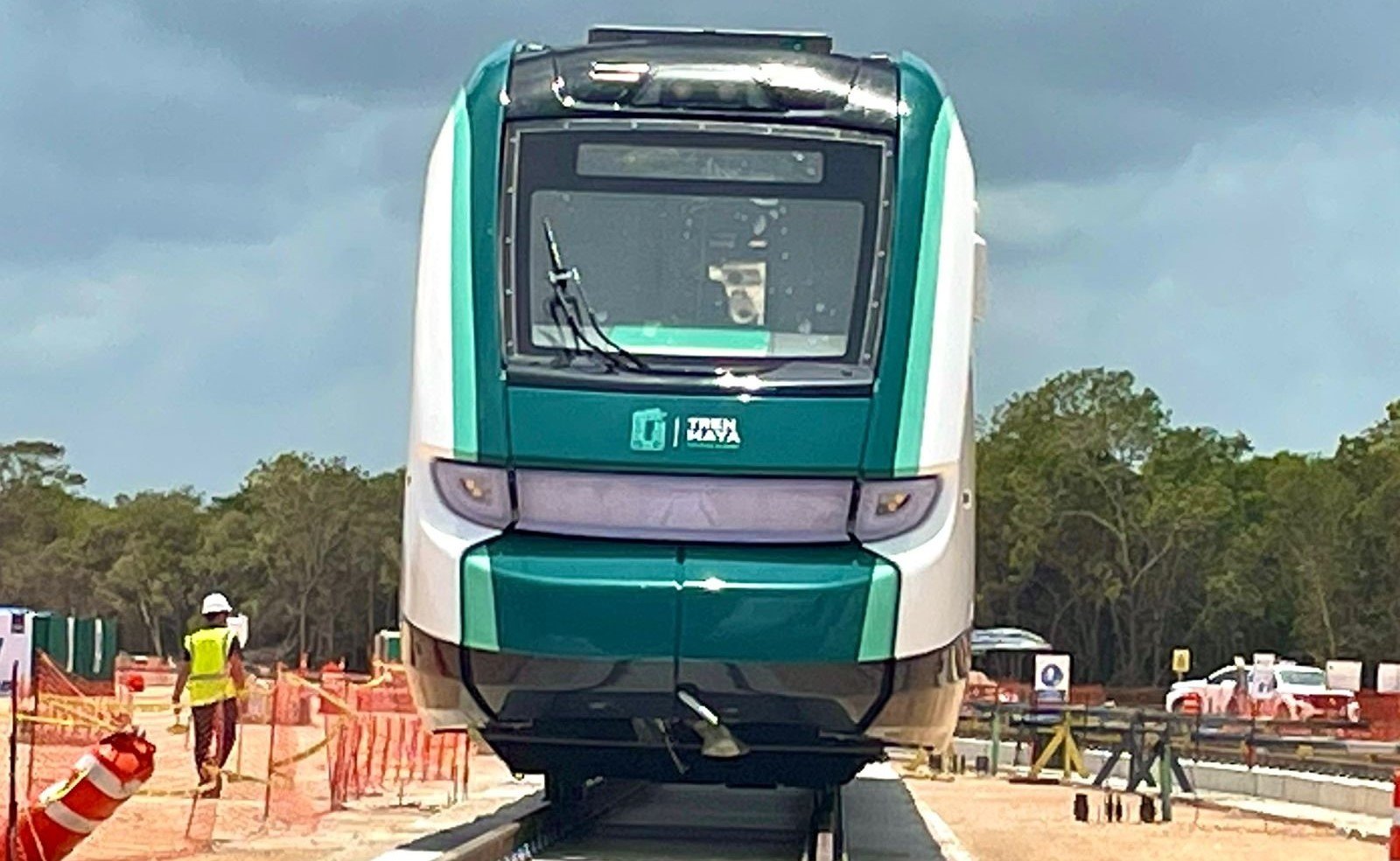 Arrancan pruebas de primer convoy del Tren Maya en Cancún