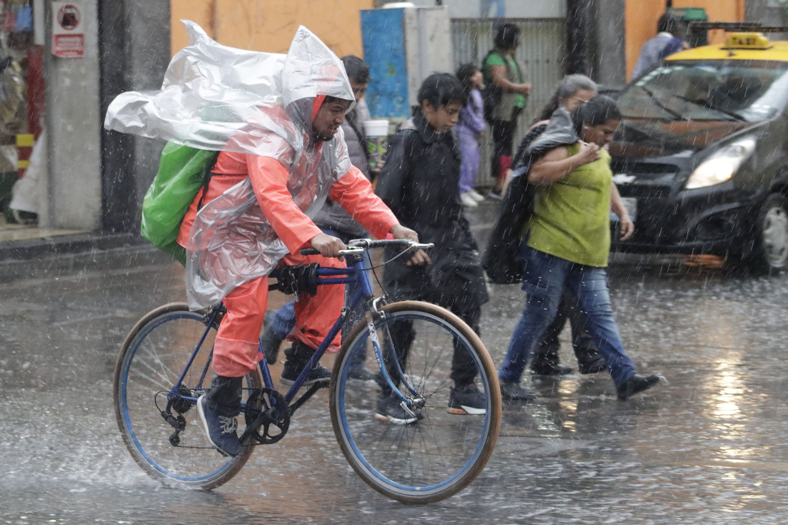 Pronostican lluvias intensas para Guerrero, Morelos y Puebla