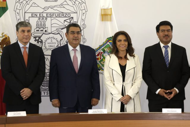 Anuncia Walmart inversión en Puebla por 894 millones de pesos