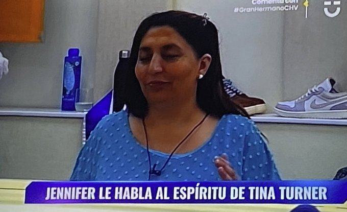 Video viral: Pincoya se «comunica» con espíritu de Tina Turner en Gran Hermano para pedirle disculpas