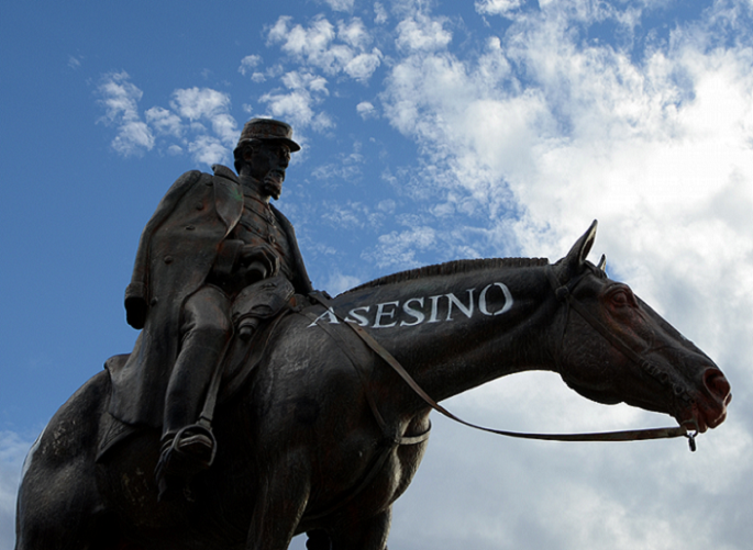 Sacarán en Bariloche la estatua de un genocida: Julio A. Roca