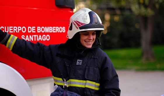 Diputada Maite Orsini es separada de Bomberos por inasistencia