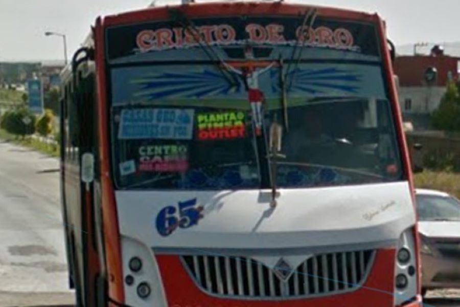 Asalto a transporte público deja dos heridos en la México-Puebla